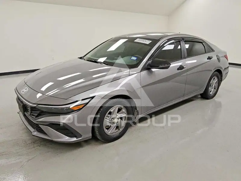 2024 Hyundai Elantra фото