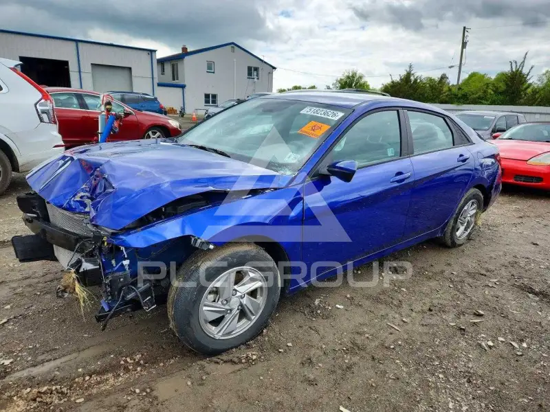 2024 Hyundai Elantra фото