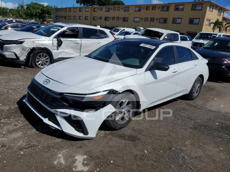2024 Hyundai Elantra фото
