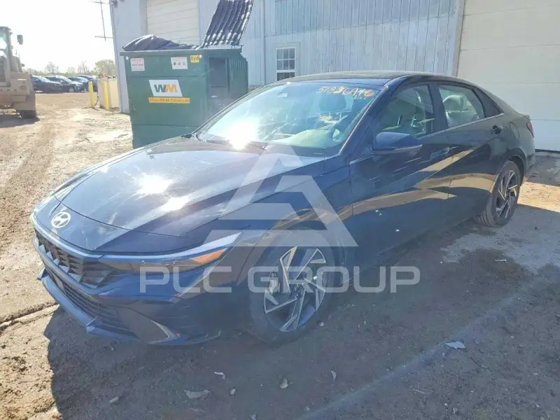 2024 Hyundai Elantra фото