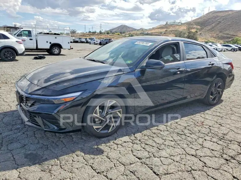 2024 Hyundai Elantra фото