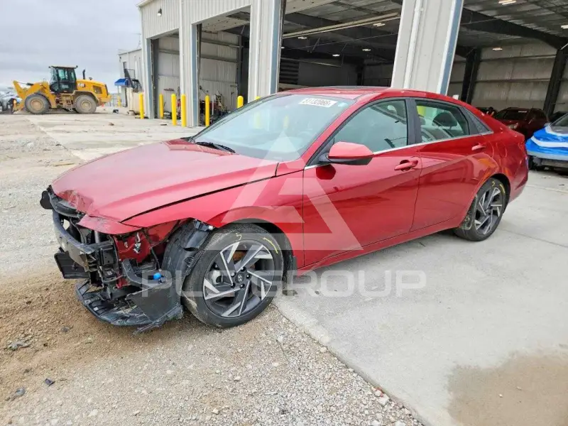 2024 Hyundai Elantra фото