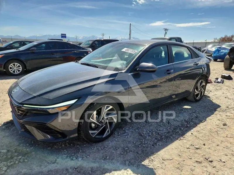 2024 Hyundai Elantra фото