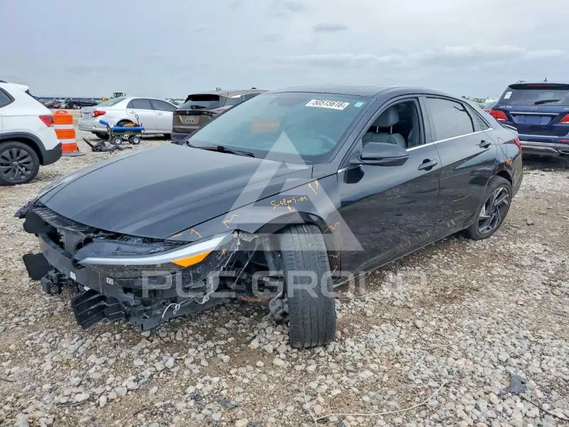 2024 Hyundai Elantra фото