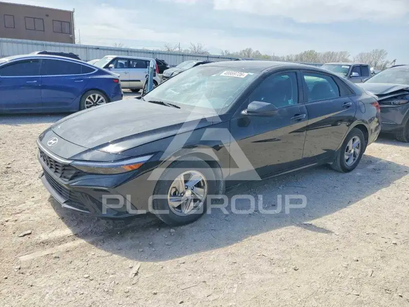 2024 Hyundai Elantra фото
