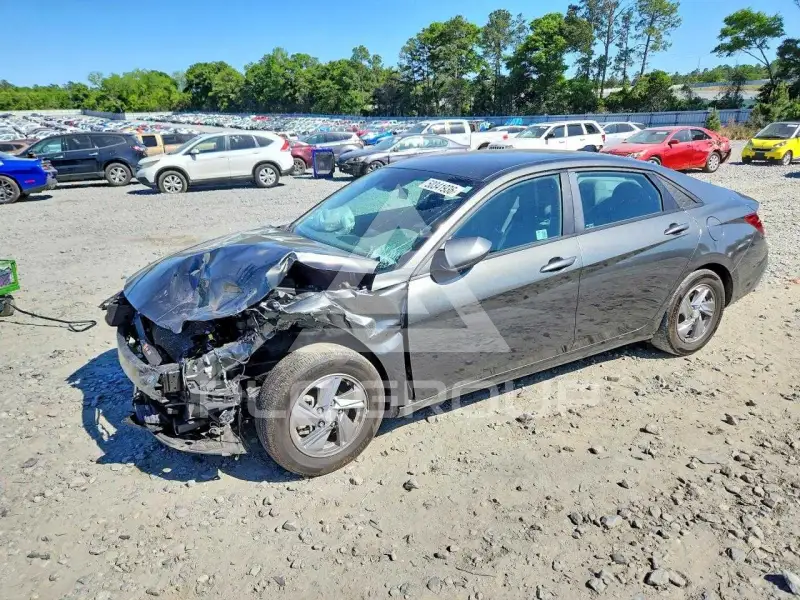 2024 Hyundai Elantra фото