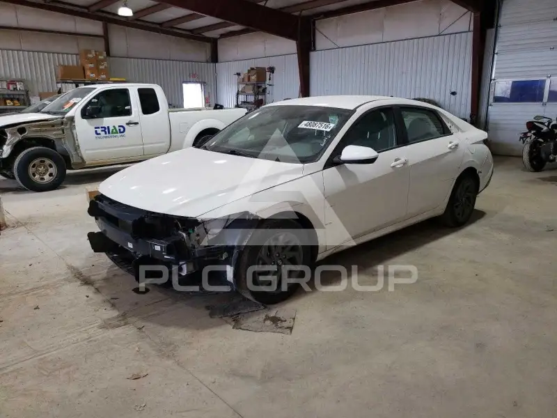 2024 Hyundai Elantra фото