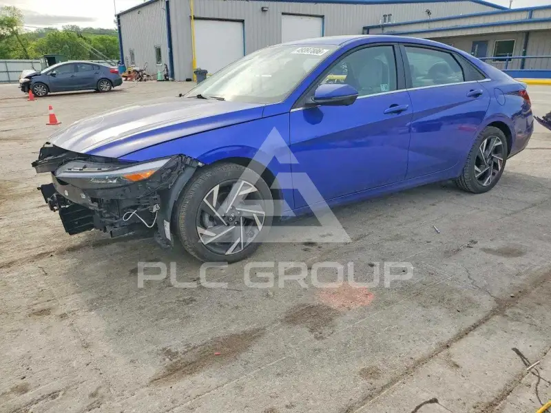 2024 Hyundai Elantra фото