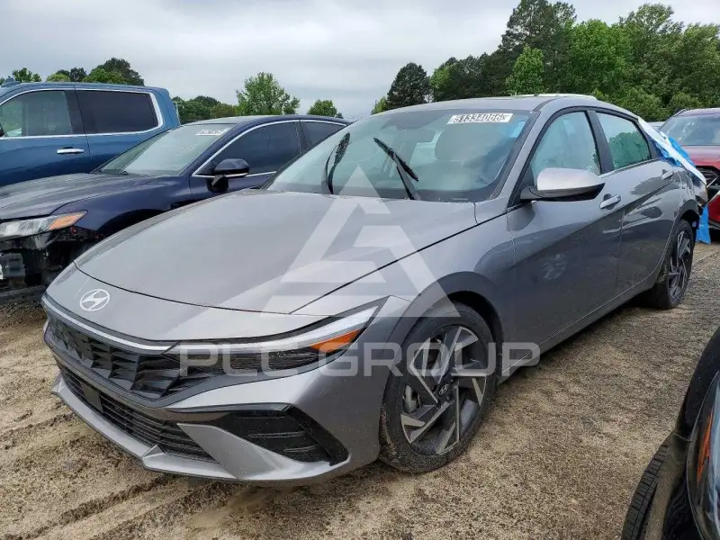2024 Hyundai Elantra фото