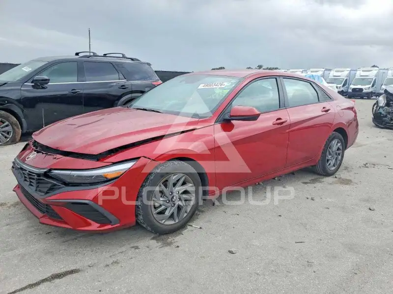 2024 Hyundai Elantra фото