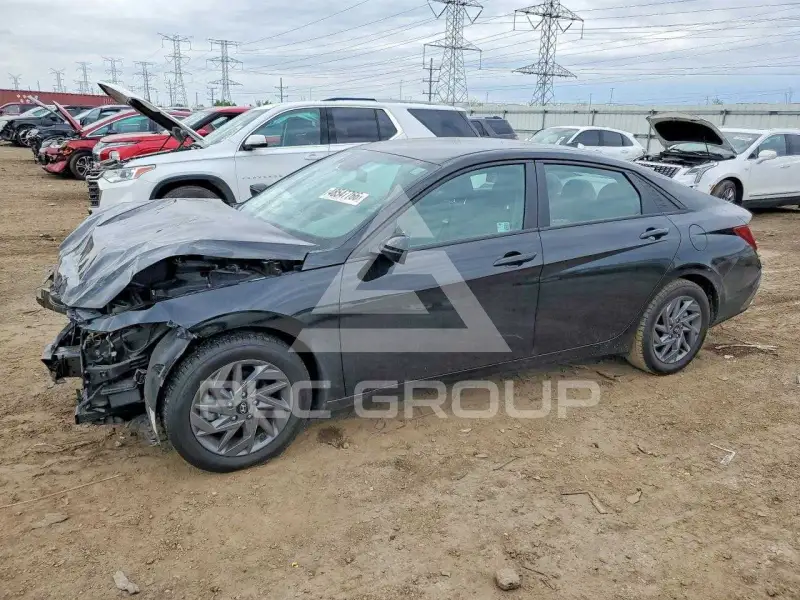 2024 Hyundai Elantra фото