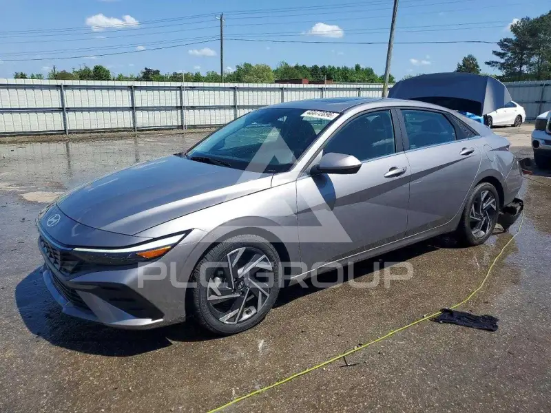 2024 Hyundai Elantra фото