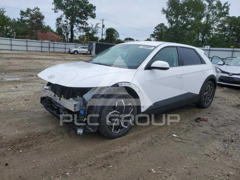 2024 Hyundai Ioniq photo
