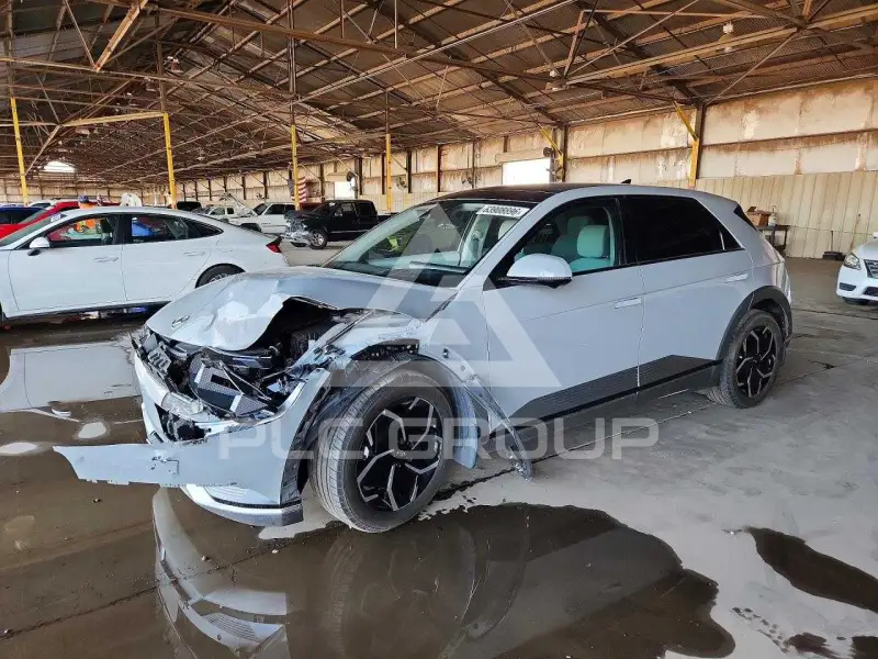 2024 Hyundai Ioniq photo