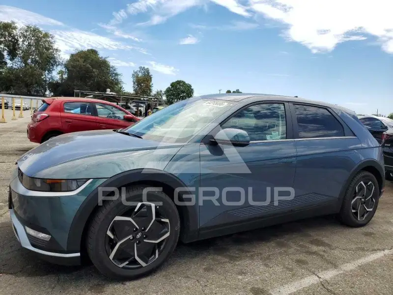 2024 Hyundai Ioniq photo