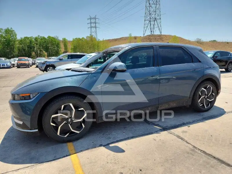 2024 Hyundai Ioniq photo