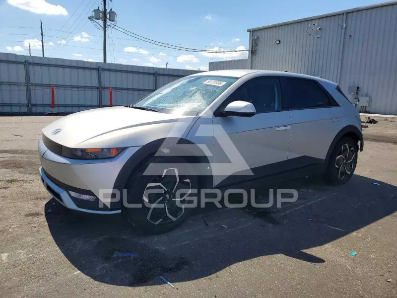 2024 Hyundai Ioniq photo