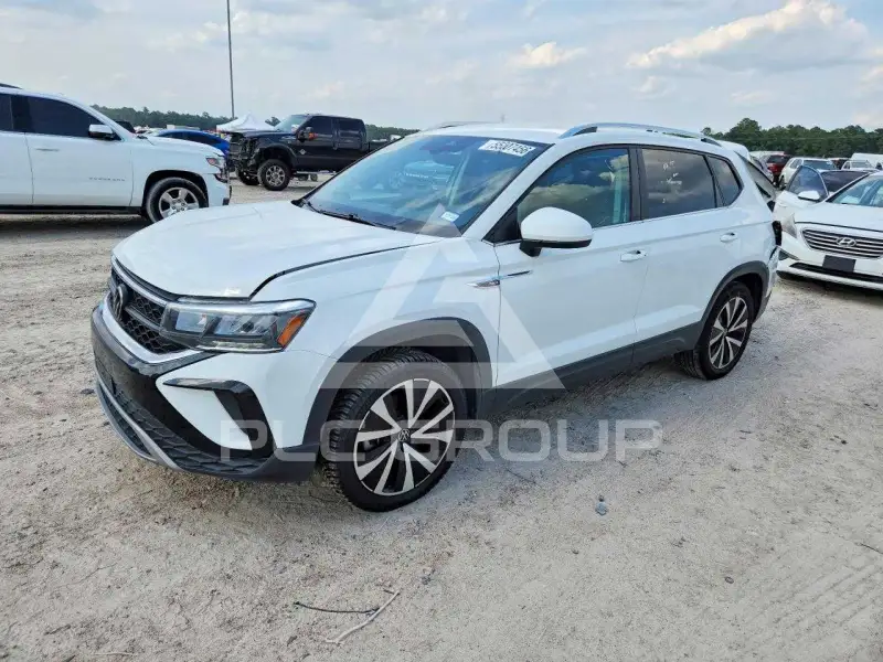 2024 Volkswagen Taos photo