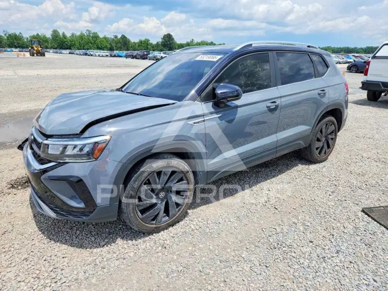2024 Volkswagen Taos photo