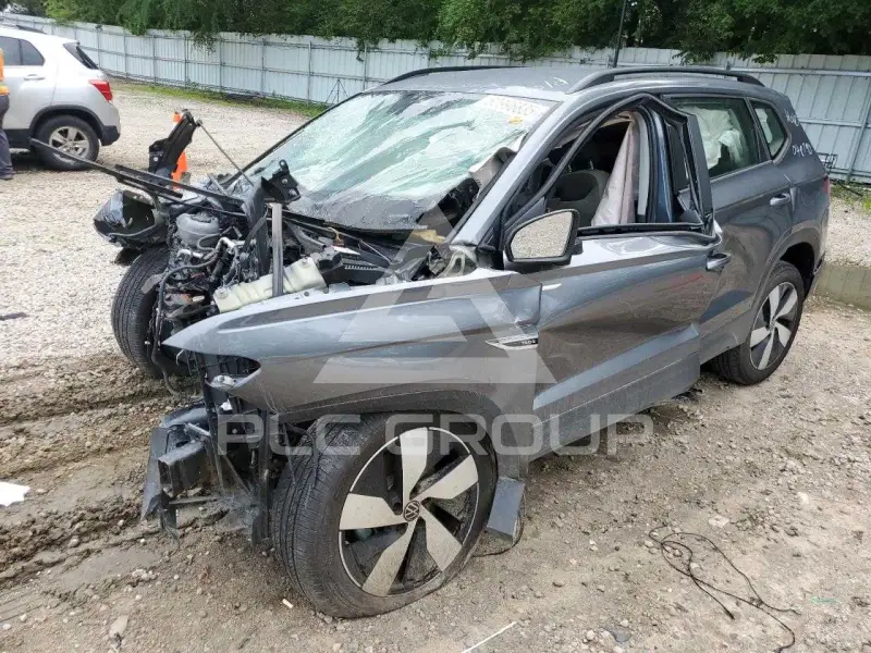 2024 Volkswagen Taos photo