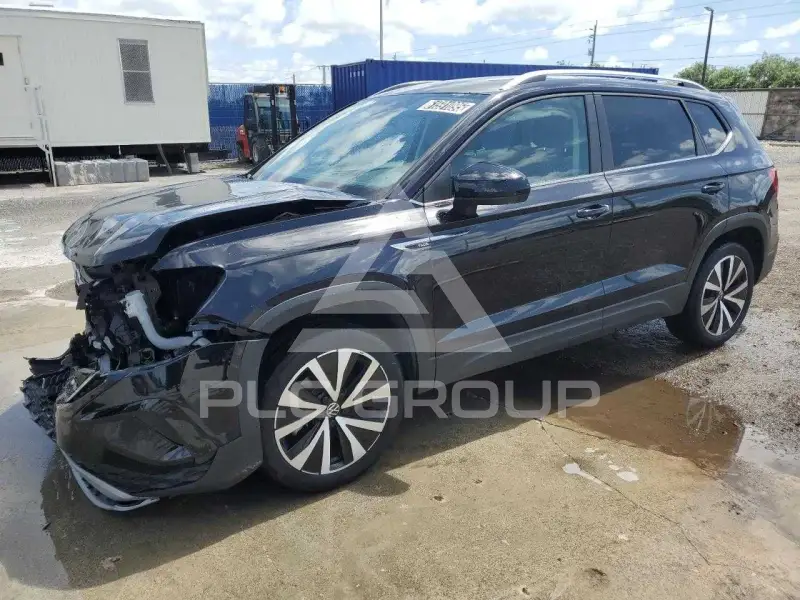 2024 Volkswagen Taos photo