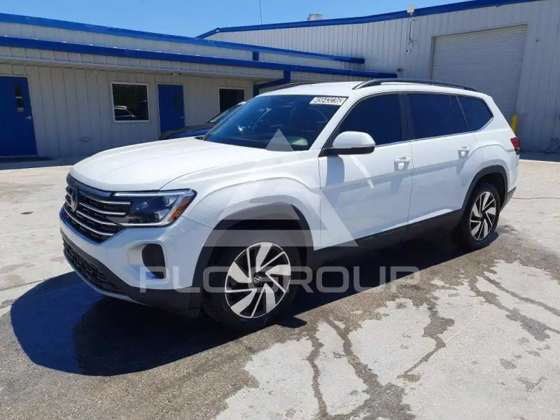 2024 Volkswagen Atlas photo