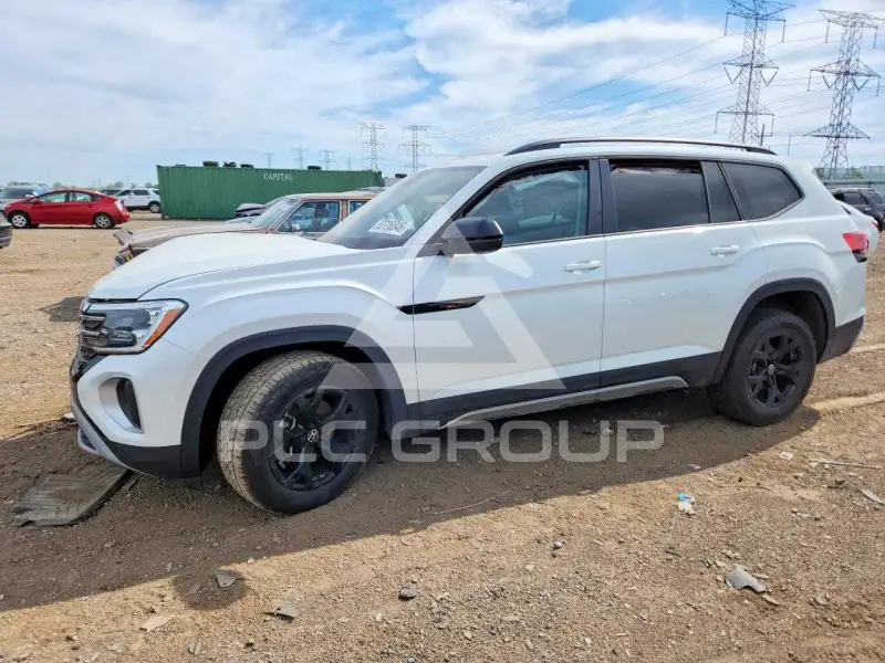 2024 Volkswagen Atlas photo