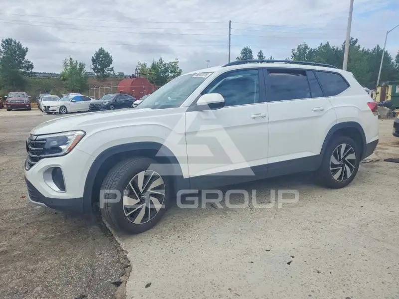2024 Volkswagen Atlas photo