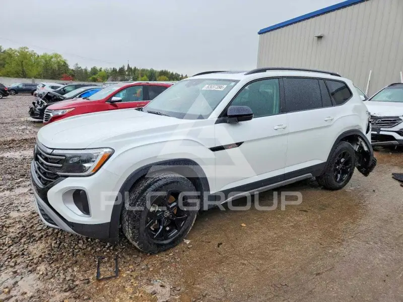 2024 Volkswagen Atlas photo