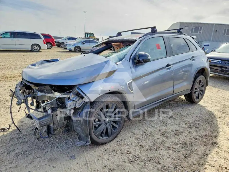 2025 Mitsubishi OUTLANDER фото