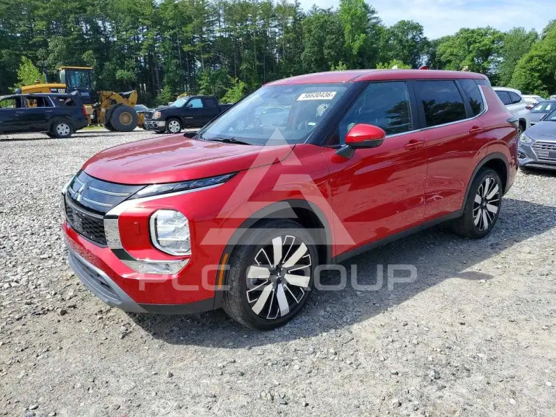 2025 Mitsubishi OUTLANDER photo