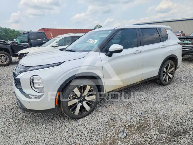 2025 Mitsubishi OUTLANDER фото