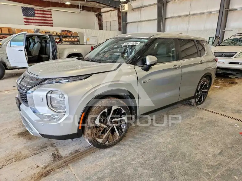2025 Mitsubishi OUTLANDER фото
