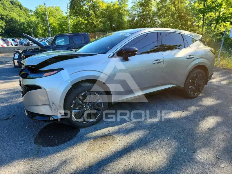 2025 Nissan MURANO photo