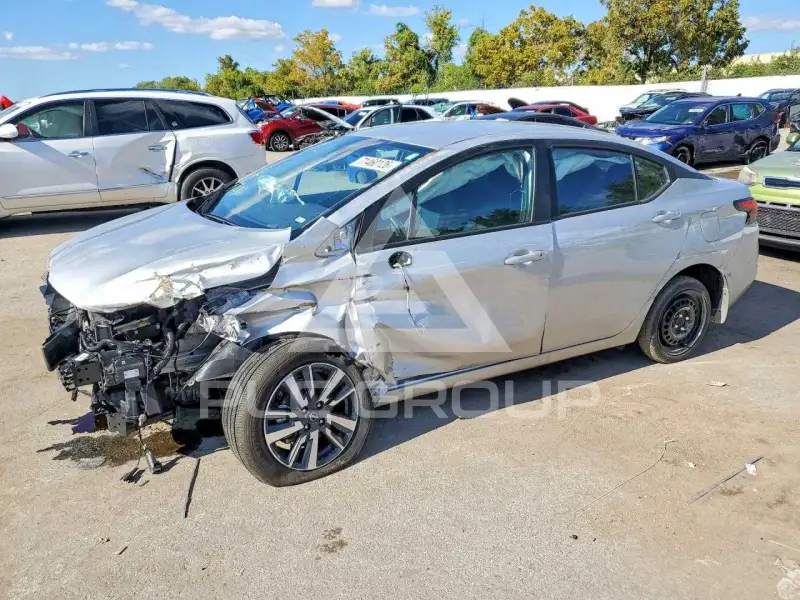 2025 Nissan VERSA фото