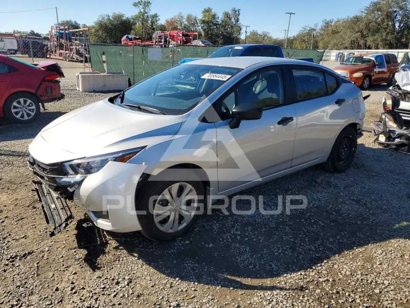 2025 Nissan VERSA photo