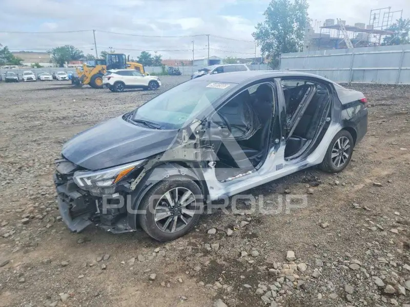 2025 Nissan VERSA фото