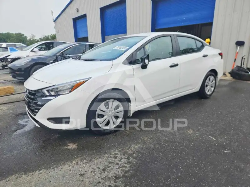 2025 Nissan VERSA photo