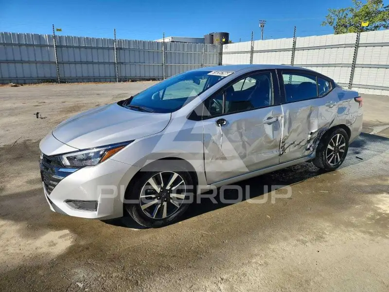2025 Nissan VERSA photo