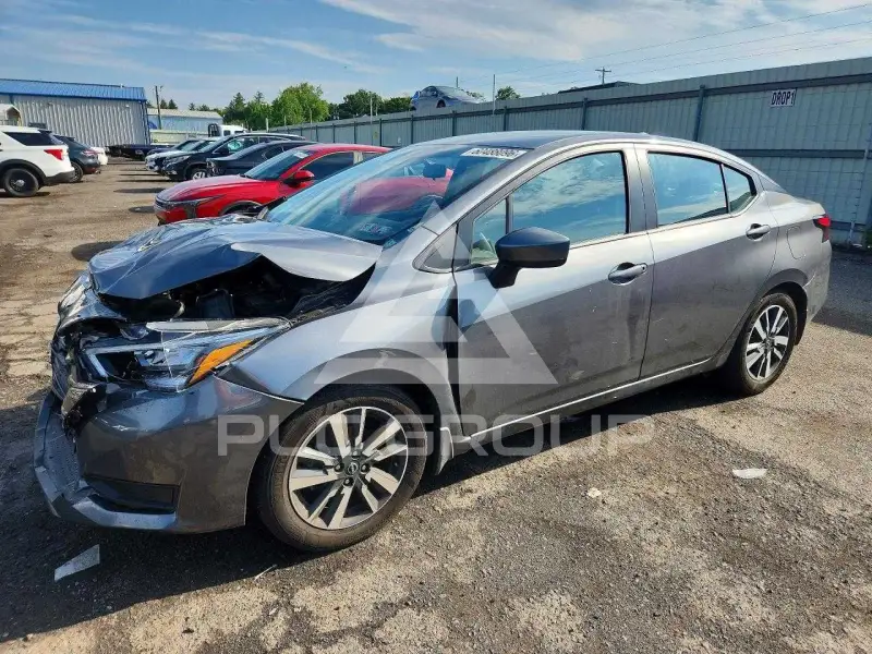2025 Nissan VERSA photo