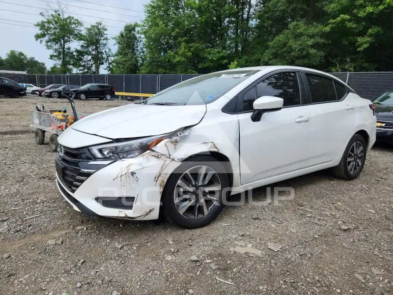 2025 Nissan VERSA photo