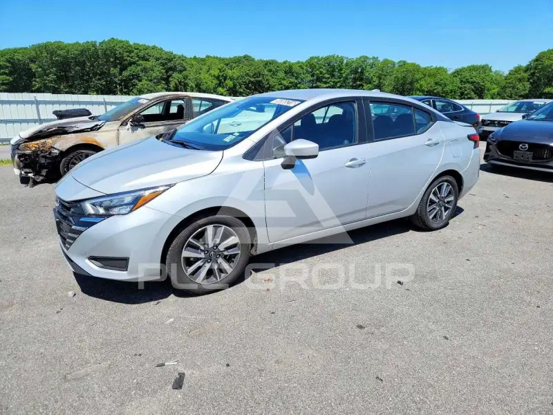 2025 Nissan VERSA photo