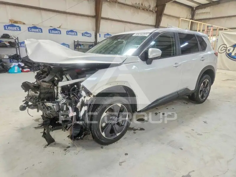 2025 Nissan ROGUE photo