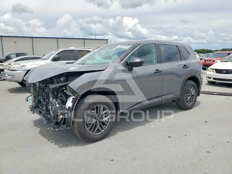 2025 Nissan ROGUE photo