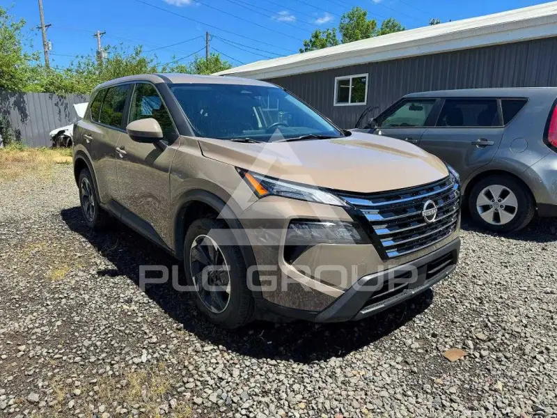 2025 Nissan ROGUE photo
