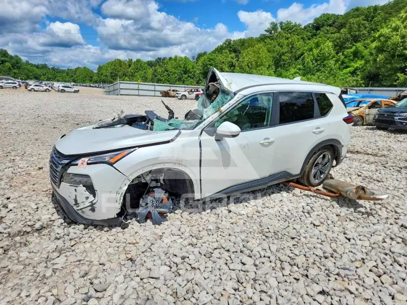 2025 Nissan ROGUE фото