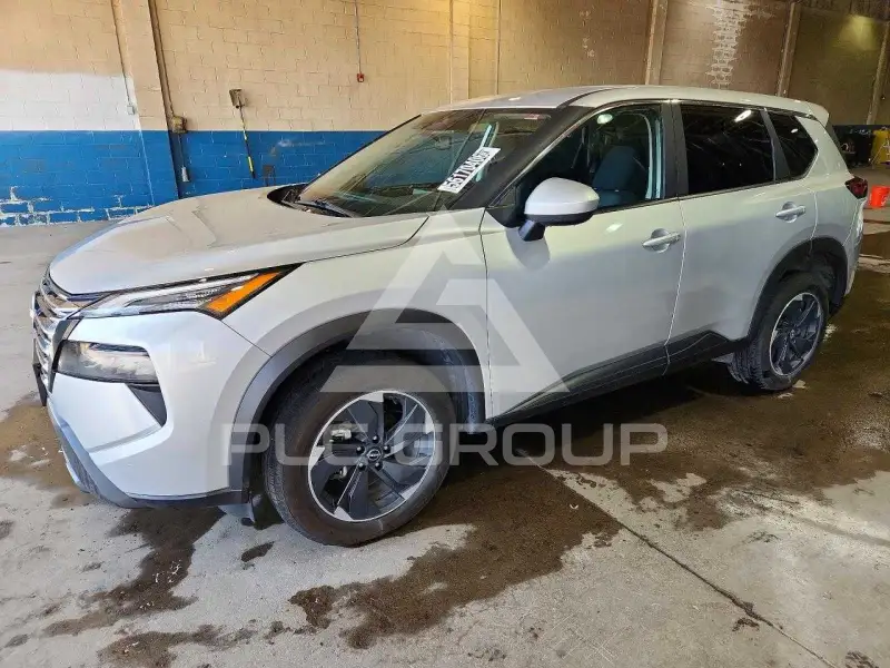 2025 Nissan ROGUE photo