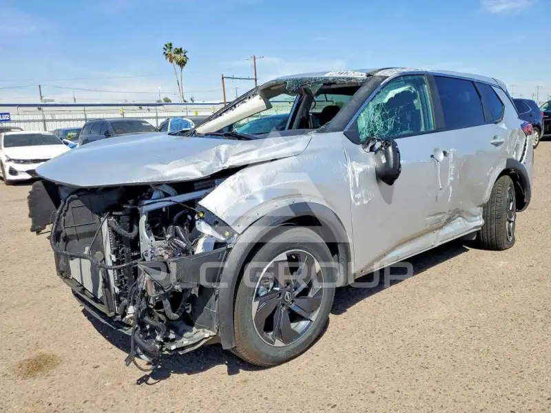 2025 Nissan ROGUE photo