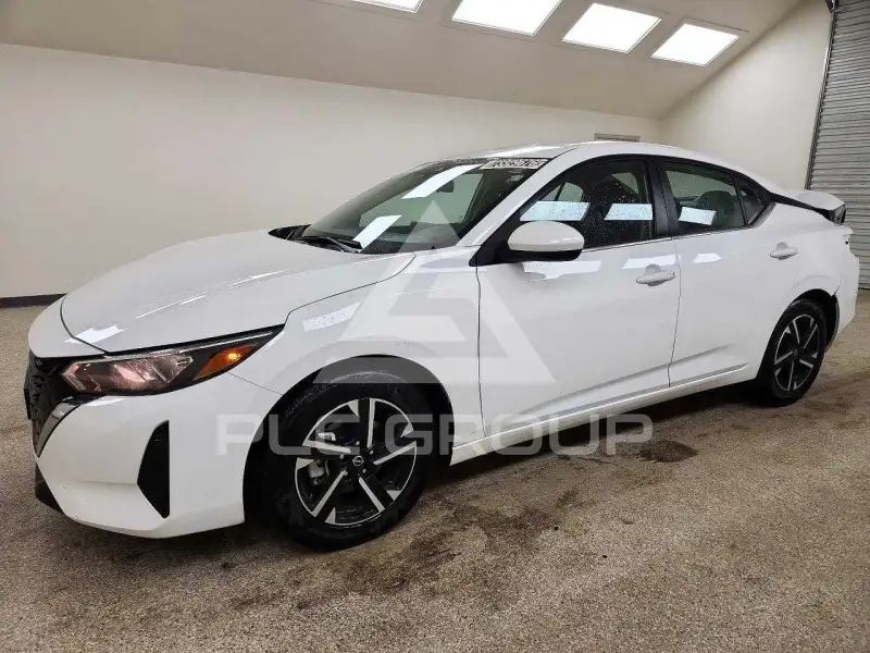 2025 Nissan SENTRA photo