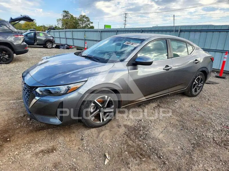 2025 Nissan SENTRA photo